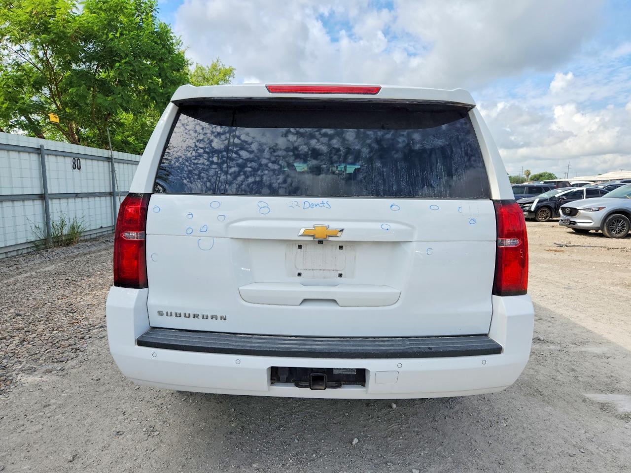 2020 Chevrolet Suburban C1500 - Фото 6