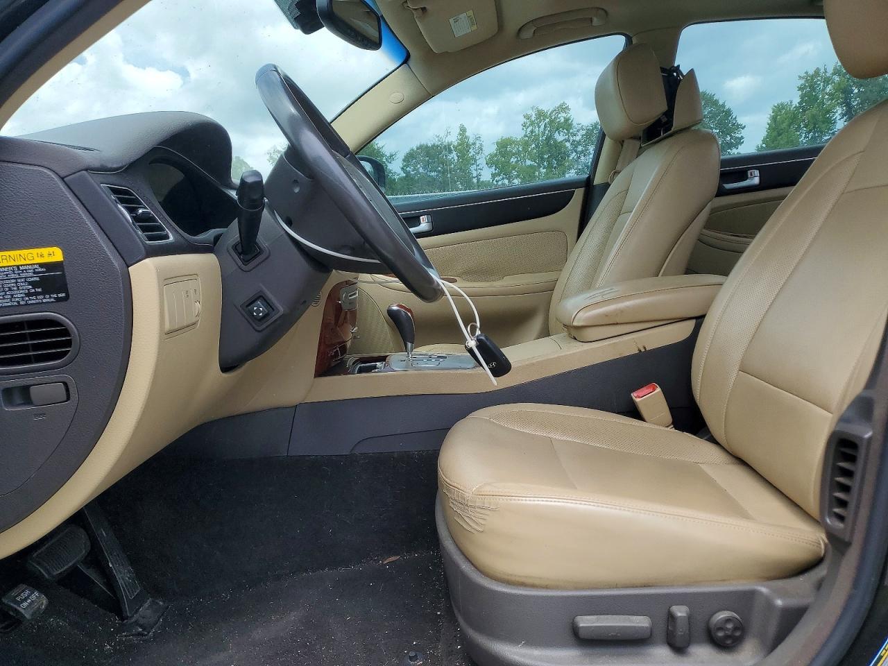 2014 Hyundai Genesis 3.8L - Фото 7