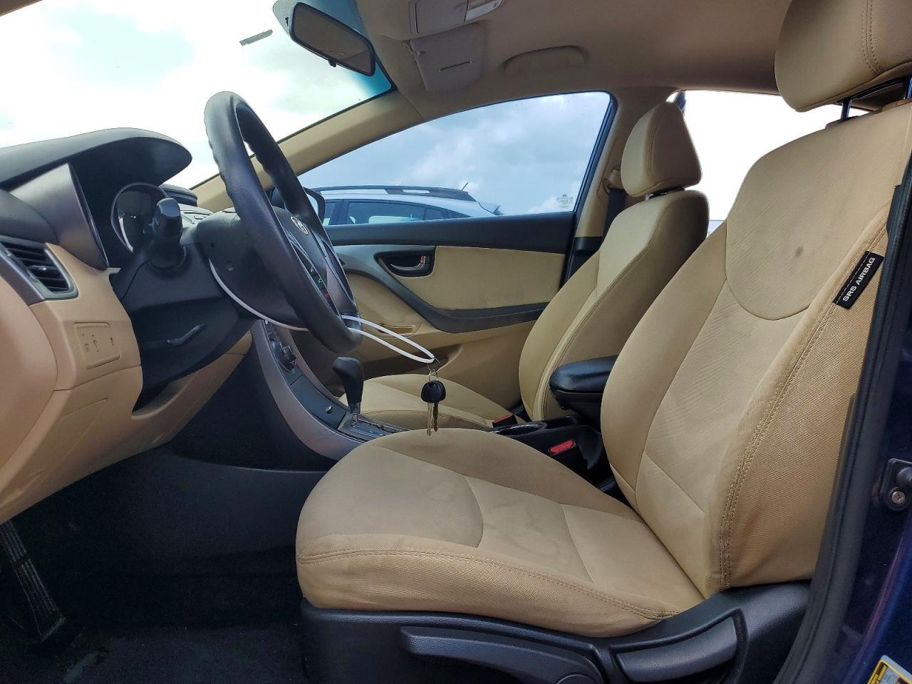 2013 Hyundai Elantra Gls - Фото 7