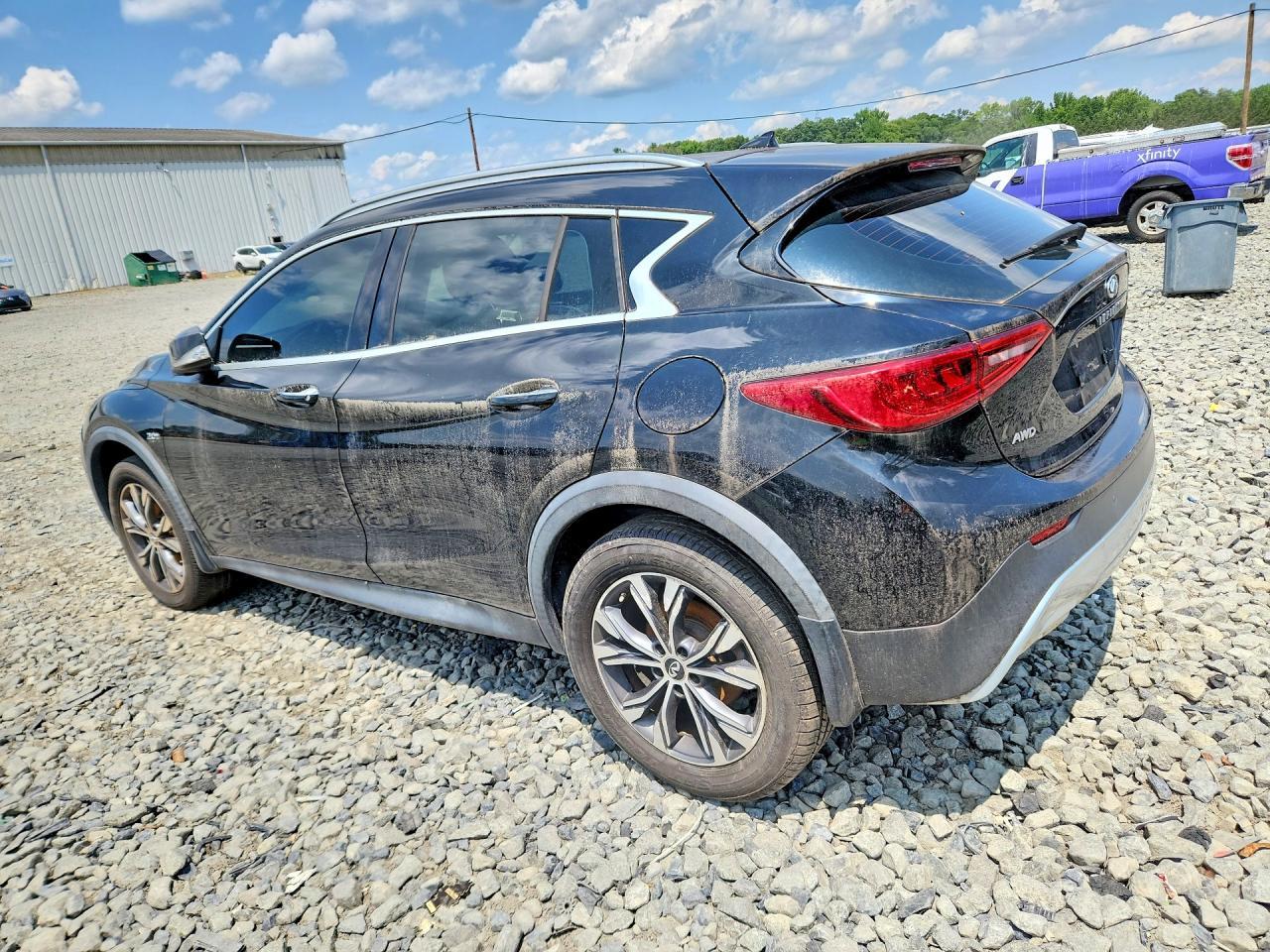 2017 Infiniti Qx30 Base - Image 2