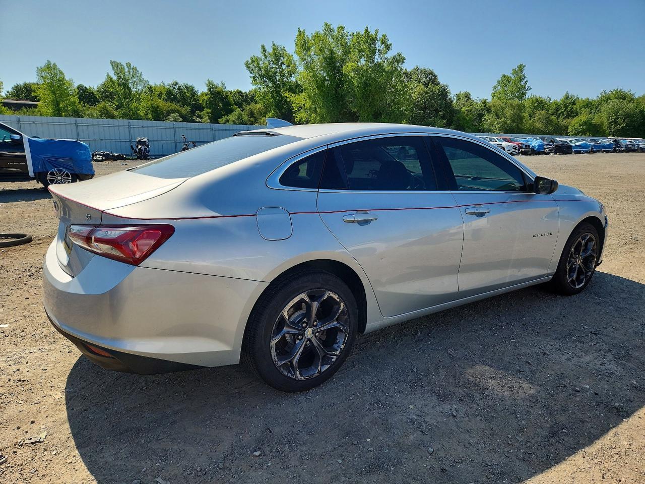 2020 Chevrolet Malibu Lt - Image 3