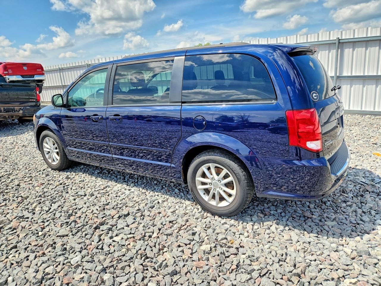 2015 Dodge Grand Caravan Sxt - Фото 2