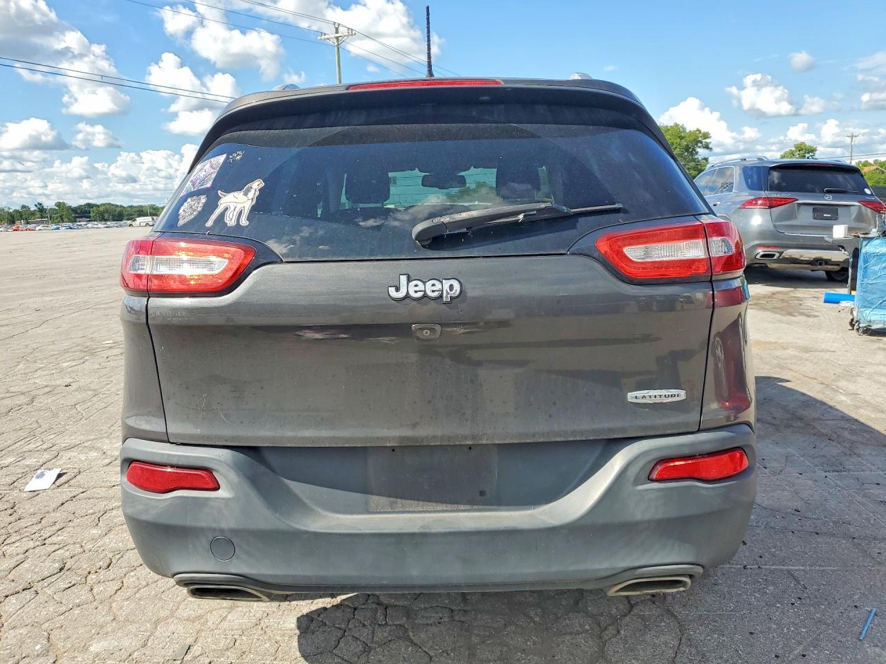 2015 Jeep Cherokee Latitude - Фото 6