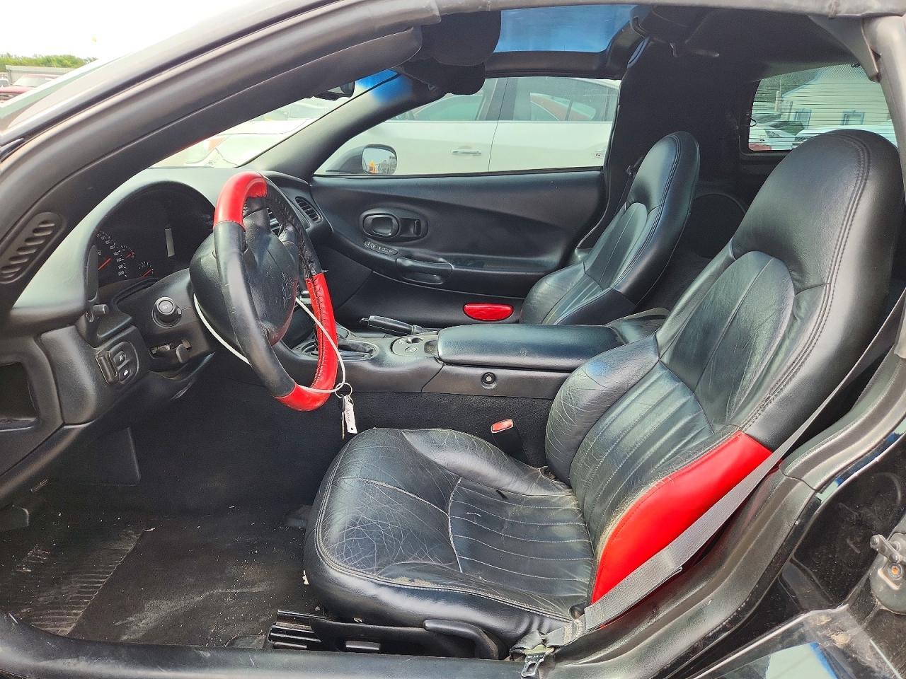 1998 Chevrolet Corvette - Фото 7