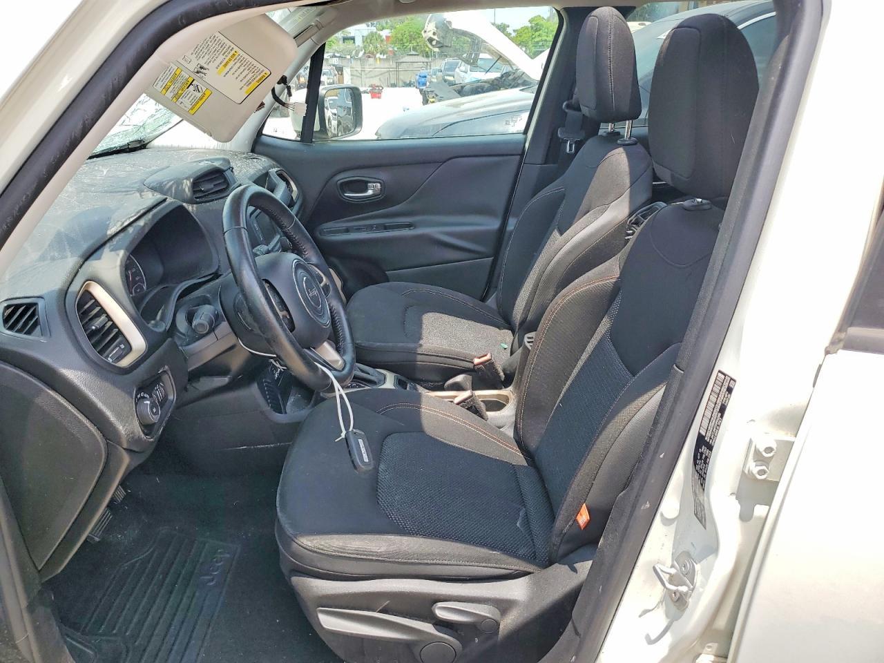 2016 Jeep Renegade Latitude - Фото 7