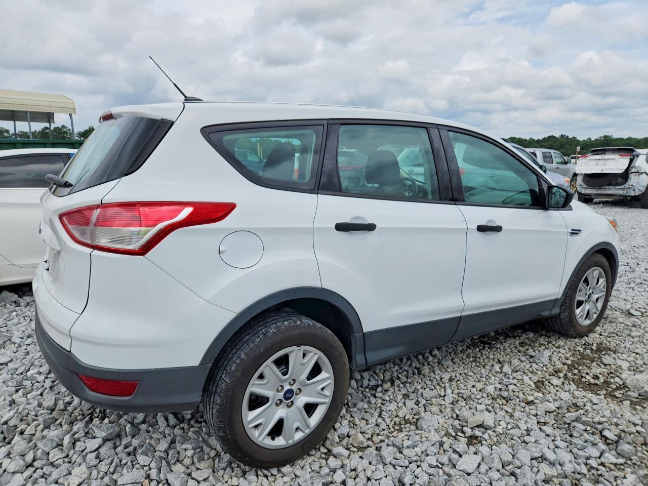 2015 Ford Escape S - Image 3