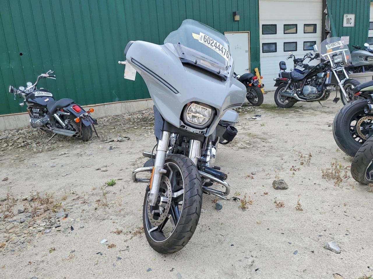 2024 Harley-Davidson Flhx - Фото 2