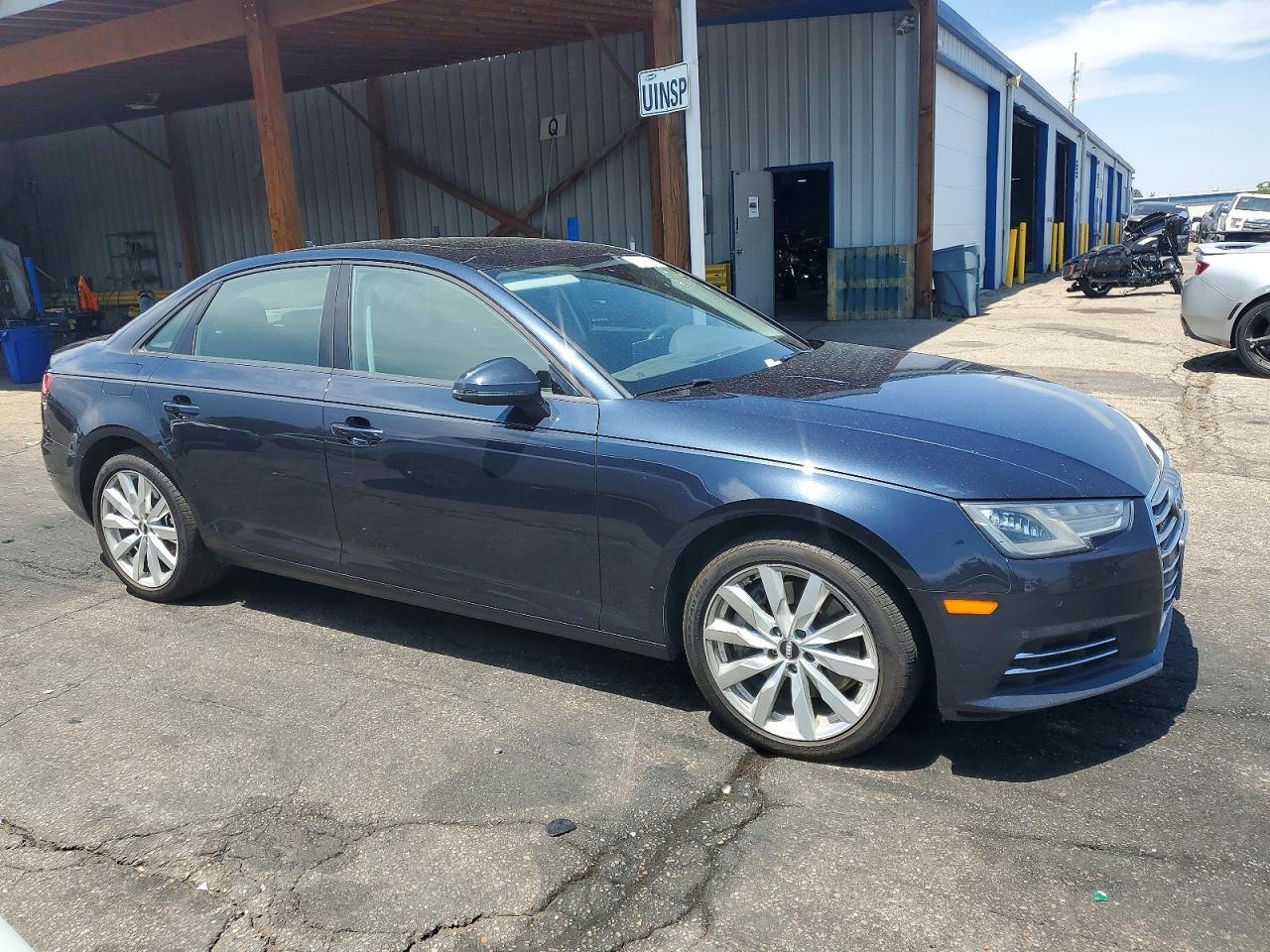 2017 Audi A4 Premium - Image 4