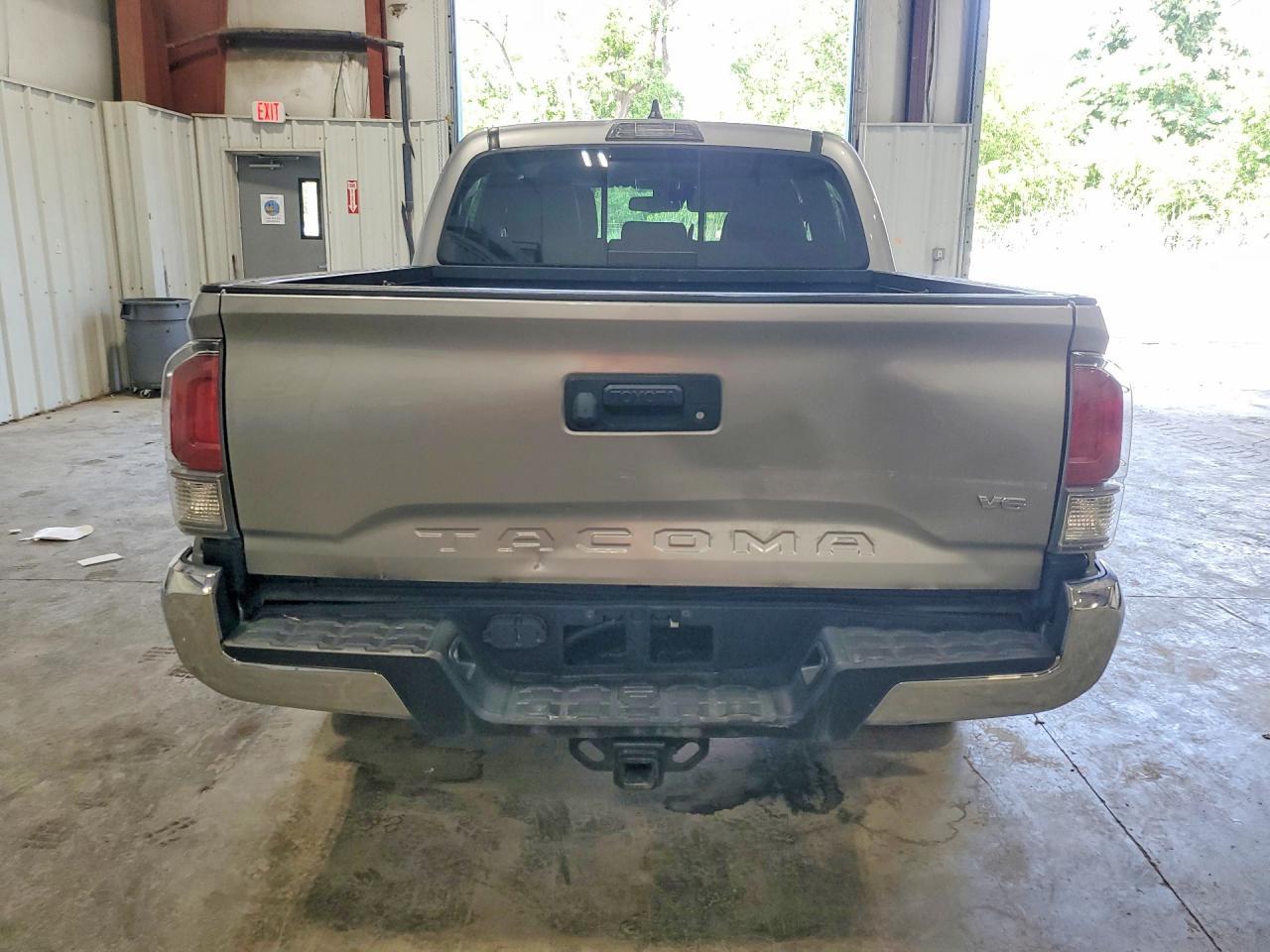 2021 Toyota Tacoma Trd Off-Road - Image 6