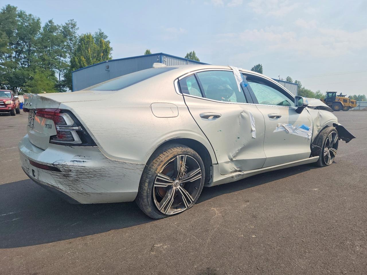 2019 Volvo S60 T5 Inscription - Фото 3