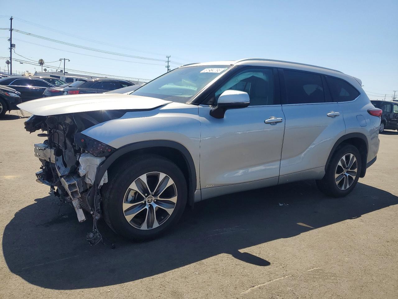 2022 Toyota Highlander Hybrid Xle