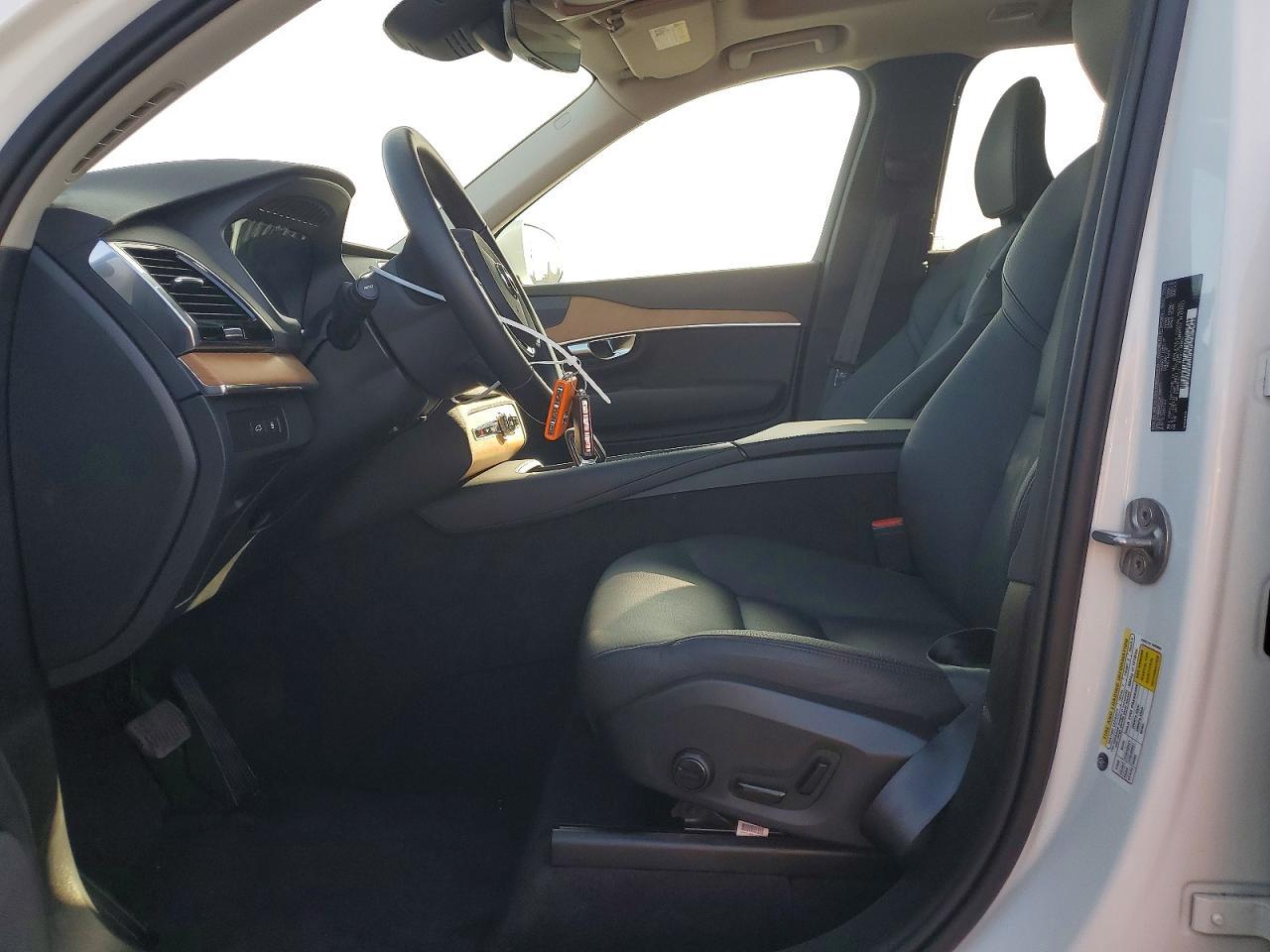 2024 Volvo Xc90 T8 Recharge - Image 7