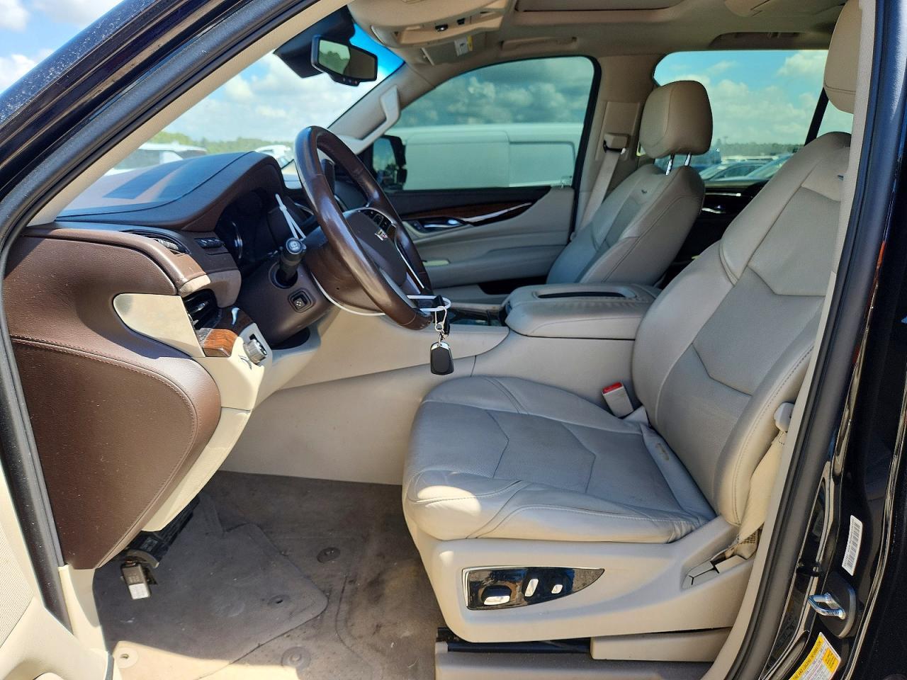 2016 Cadillac Escalade Luxury - Фото 7