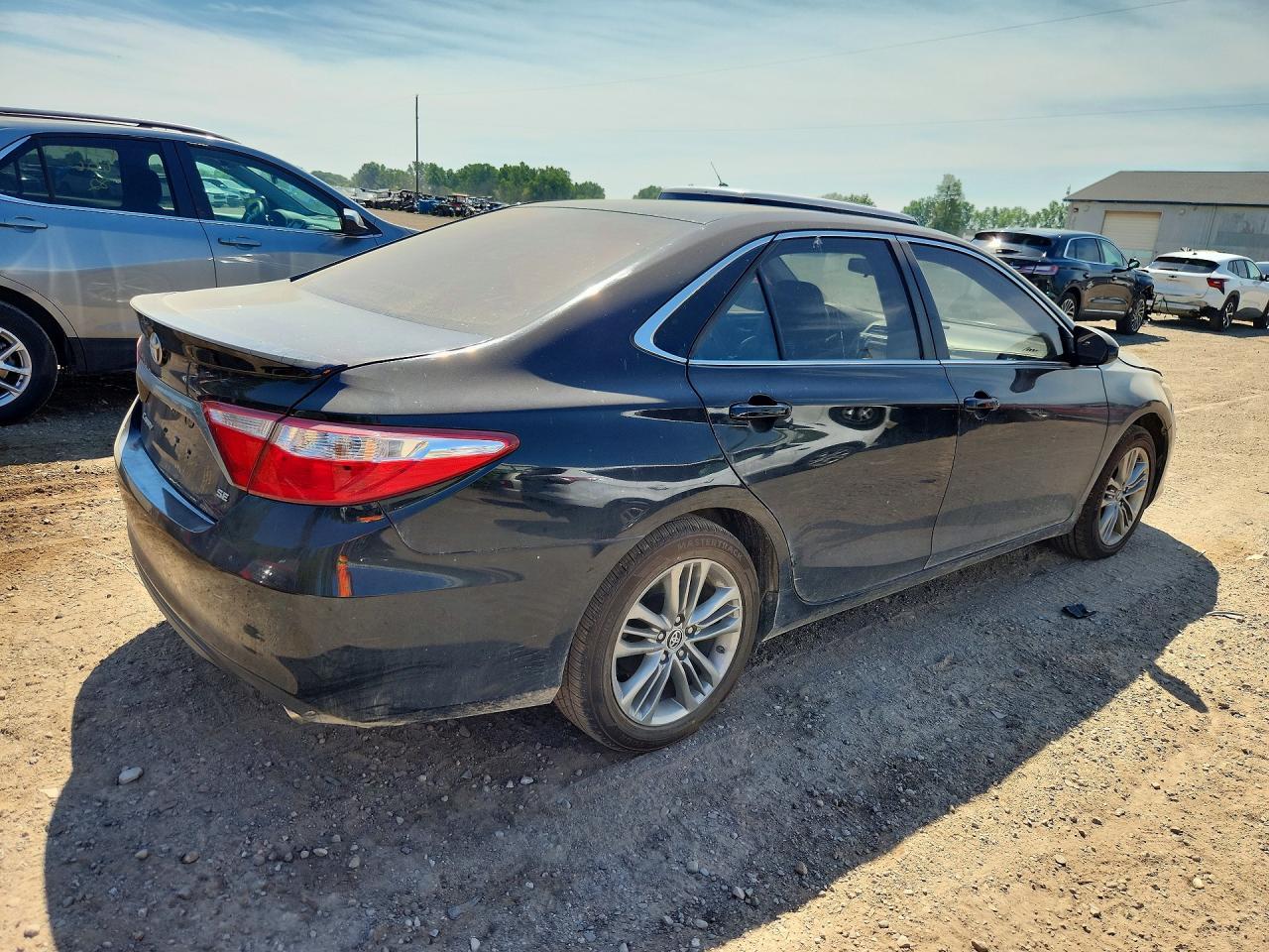 2015 Toyota Camry Se - Фото 3