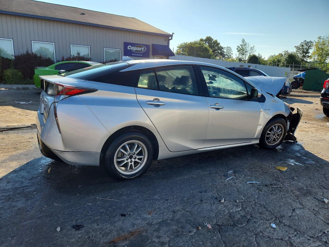 2016 Toyota Prius Four - Image 3