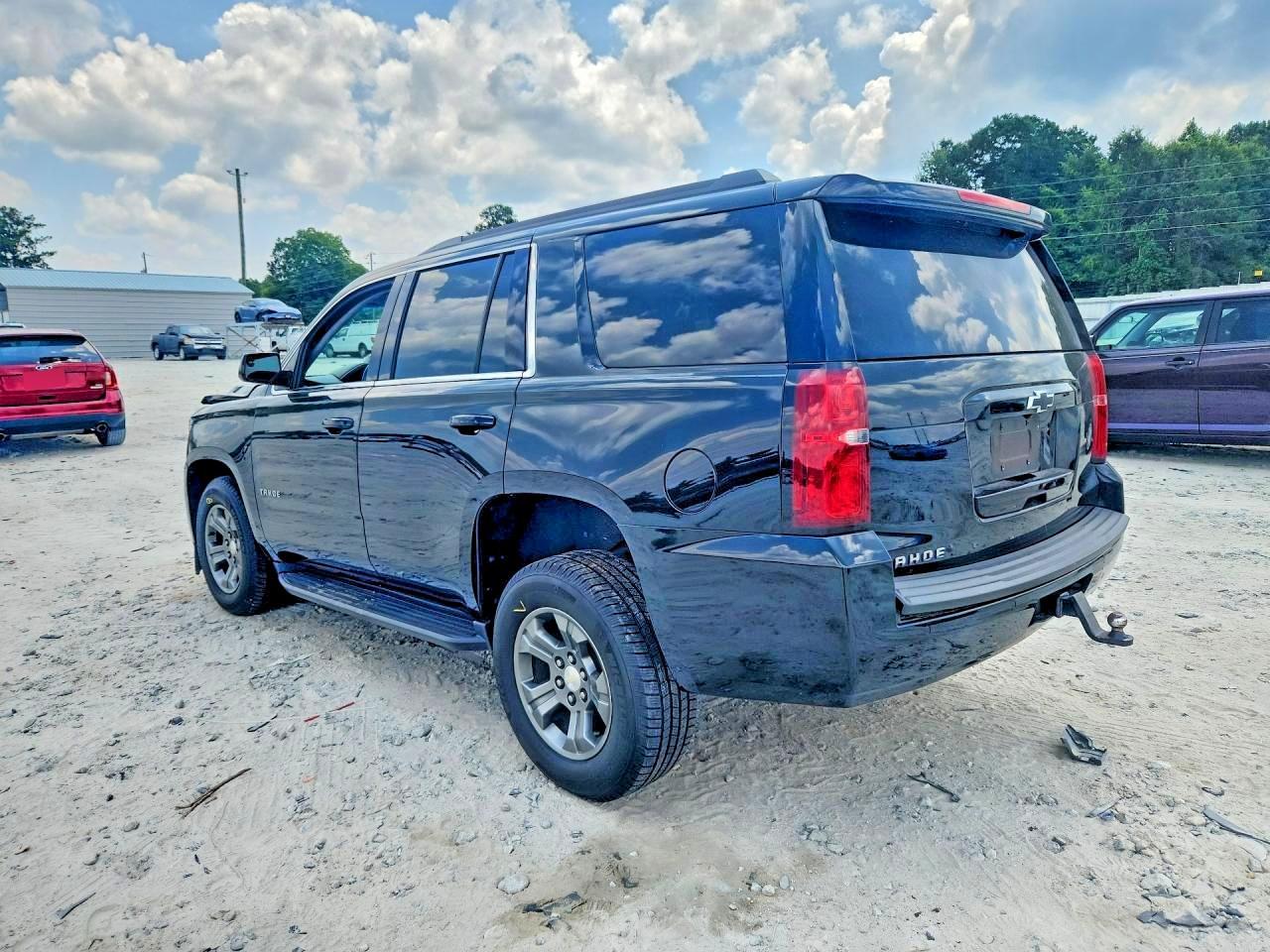 2019 Chevrolet Tahoe C1500 Ls - Фото 2
