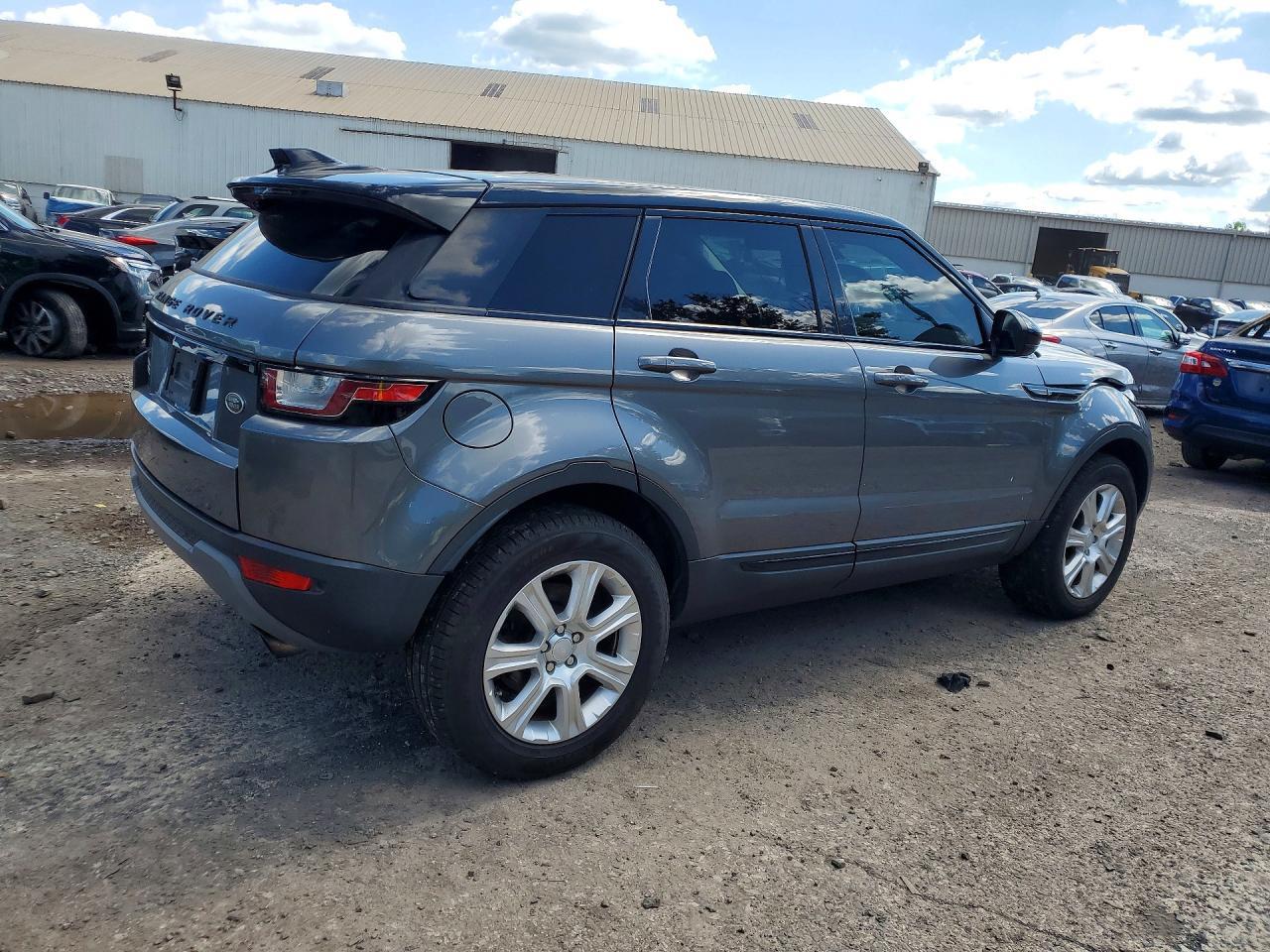 2017 Land Rover Range Rover Evoque Se - Фото 3