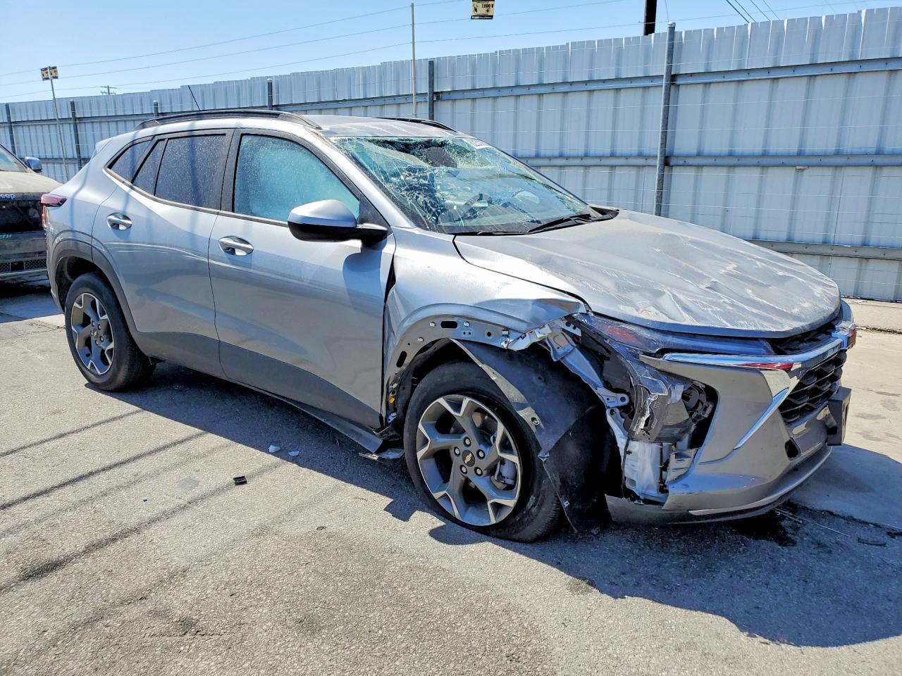 2025 Chevrolet Trax 1Lt - Фото 4