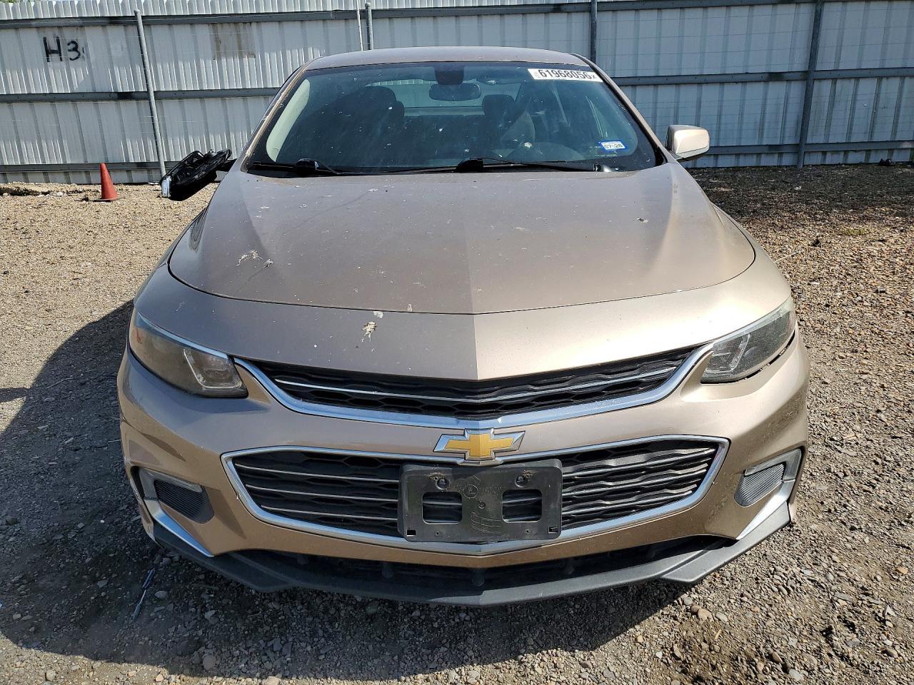 2018 Chevrolet Malibu Lt - Image 5