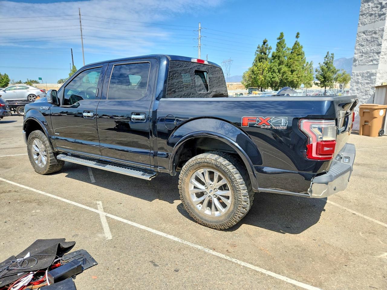 2017 Ford F150 Supercrew - Фото 2