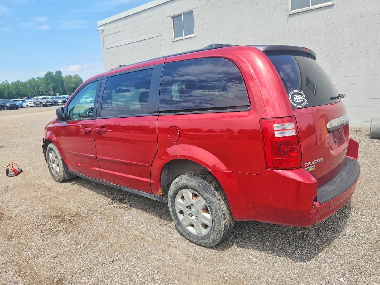 2009 Dodge Grand Caravan Se - Image 2