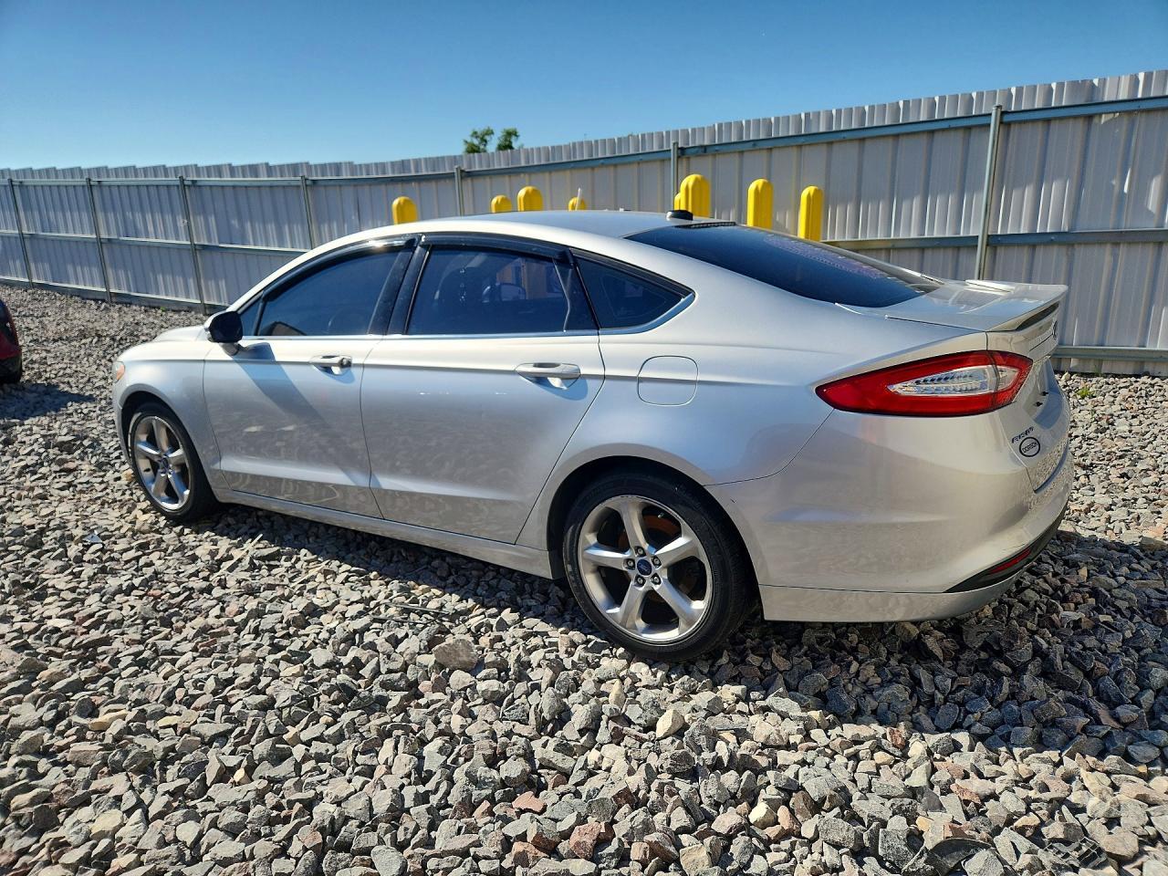 2013 Ford Fusion Se - Фото 2