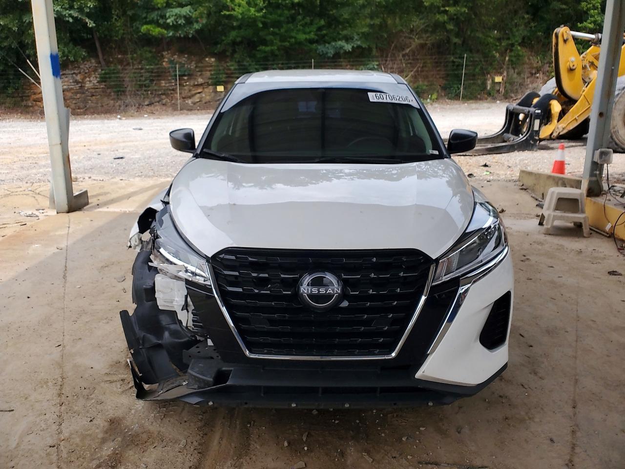 2024 Nissan Kicks S - Фото 5
