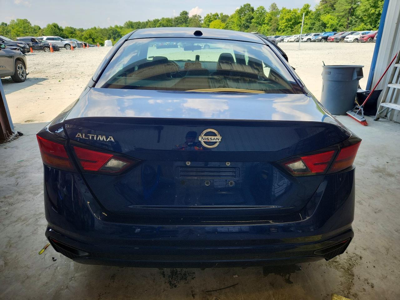 2020 Nissan Altima S - Фото 6