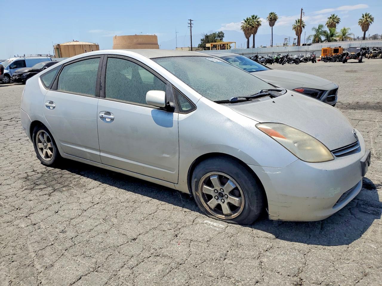 2004 Toyota Prius Base - Image 4