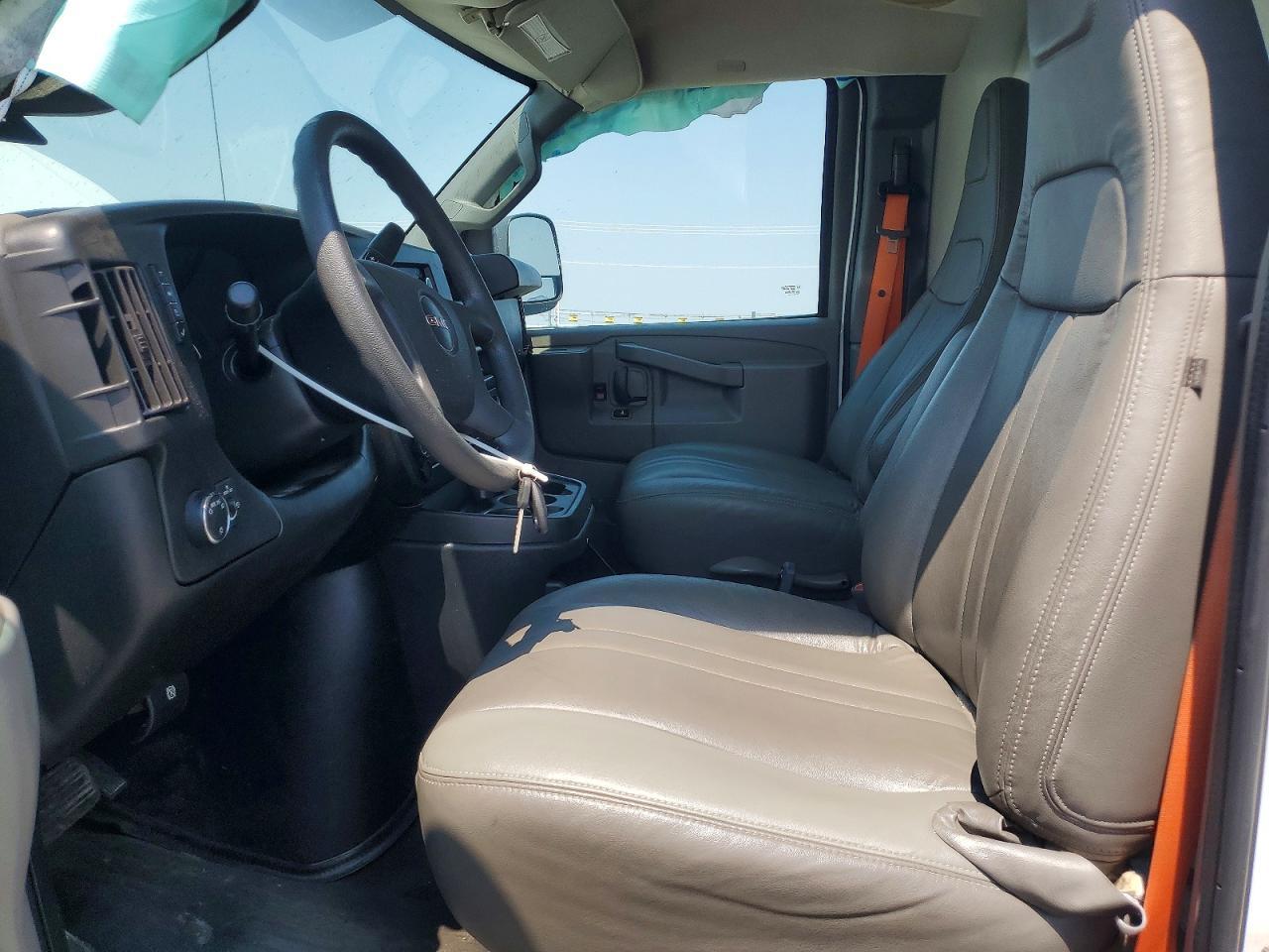2017 GMC Savana G3500 Refrigerated Delivery Van - Фото 7