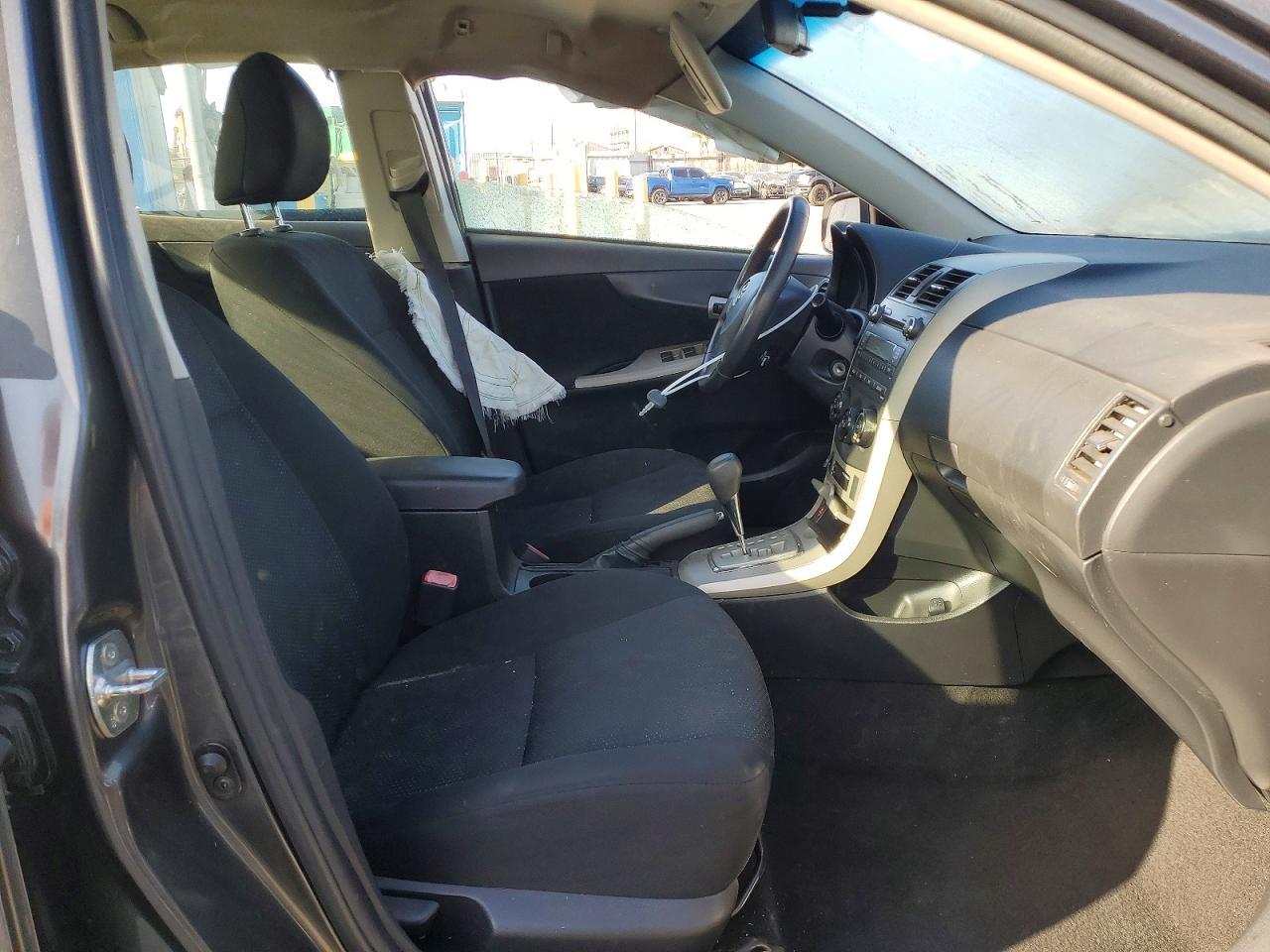 2010 Toyota Corolla S - Фото 7