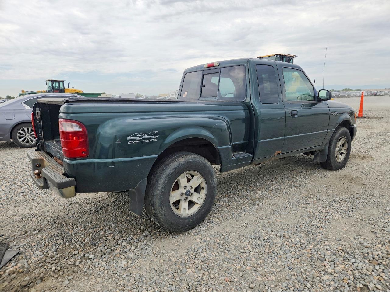 2002 Ford Ranger Super Cab - Image 3