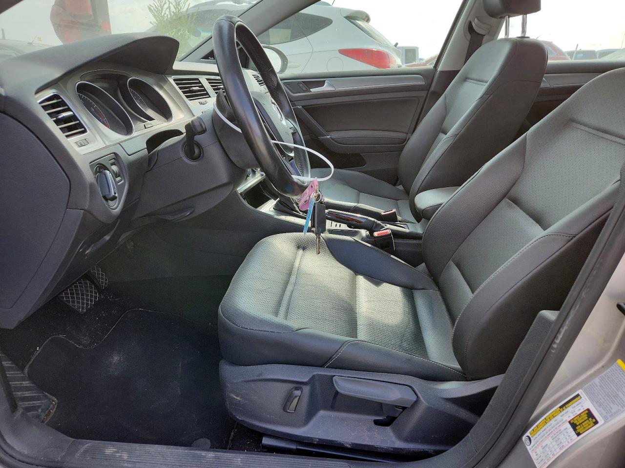 2015 Volkswagen Golf - Image 7