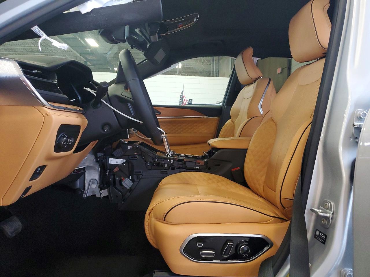 2025 Jeep Grand Cherokee Summit - Image 7