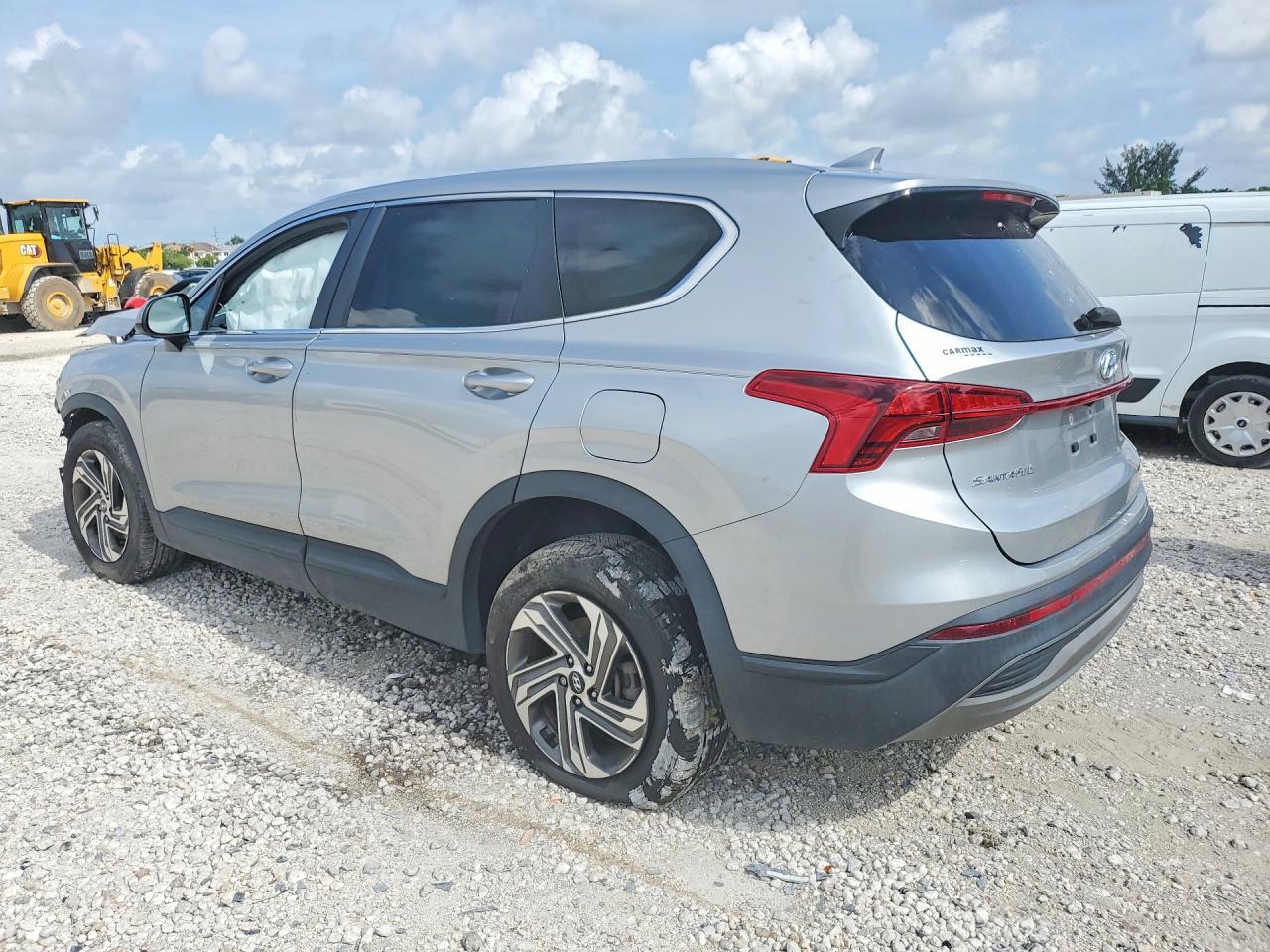 2021 Hyundai Santa Fe Se - Image 2