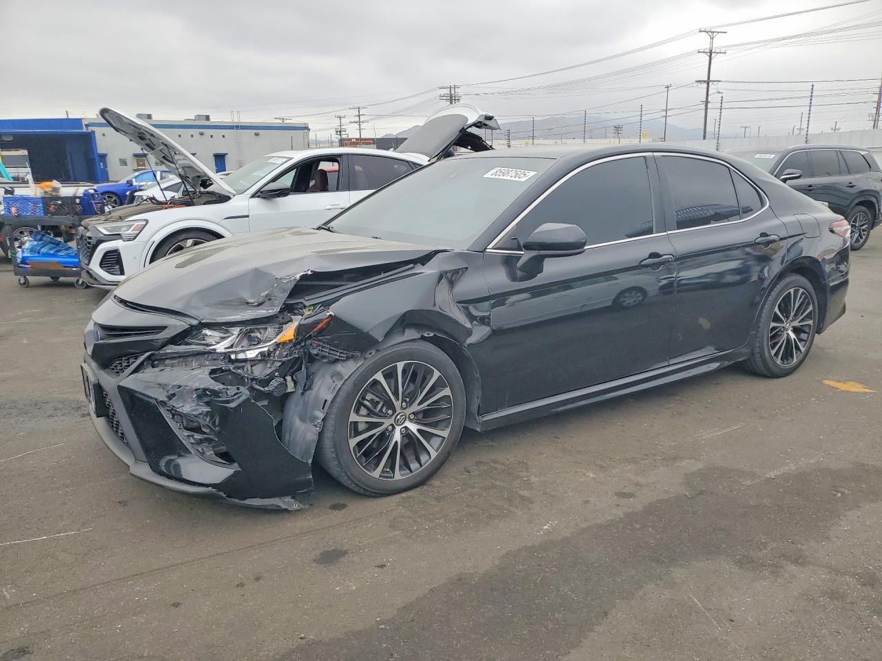2019 Toyota Camry Hybrid Se