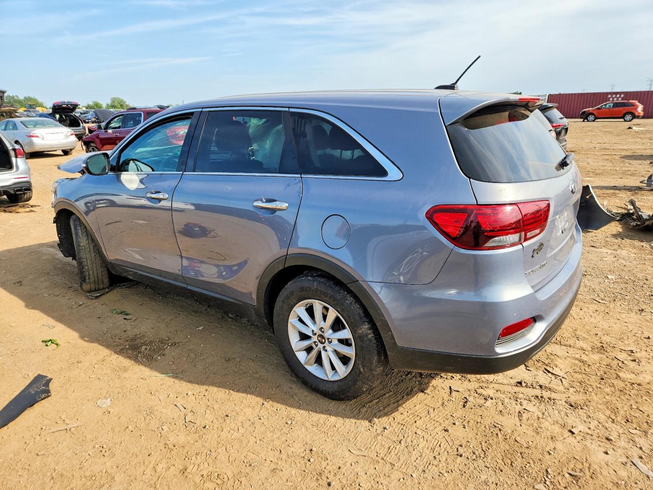 2020 Kia Sorento L - Фото 2