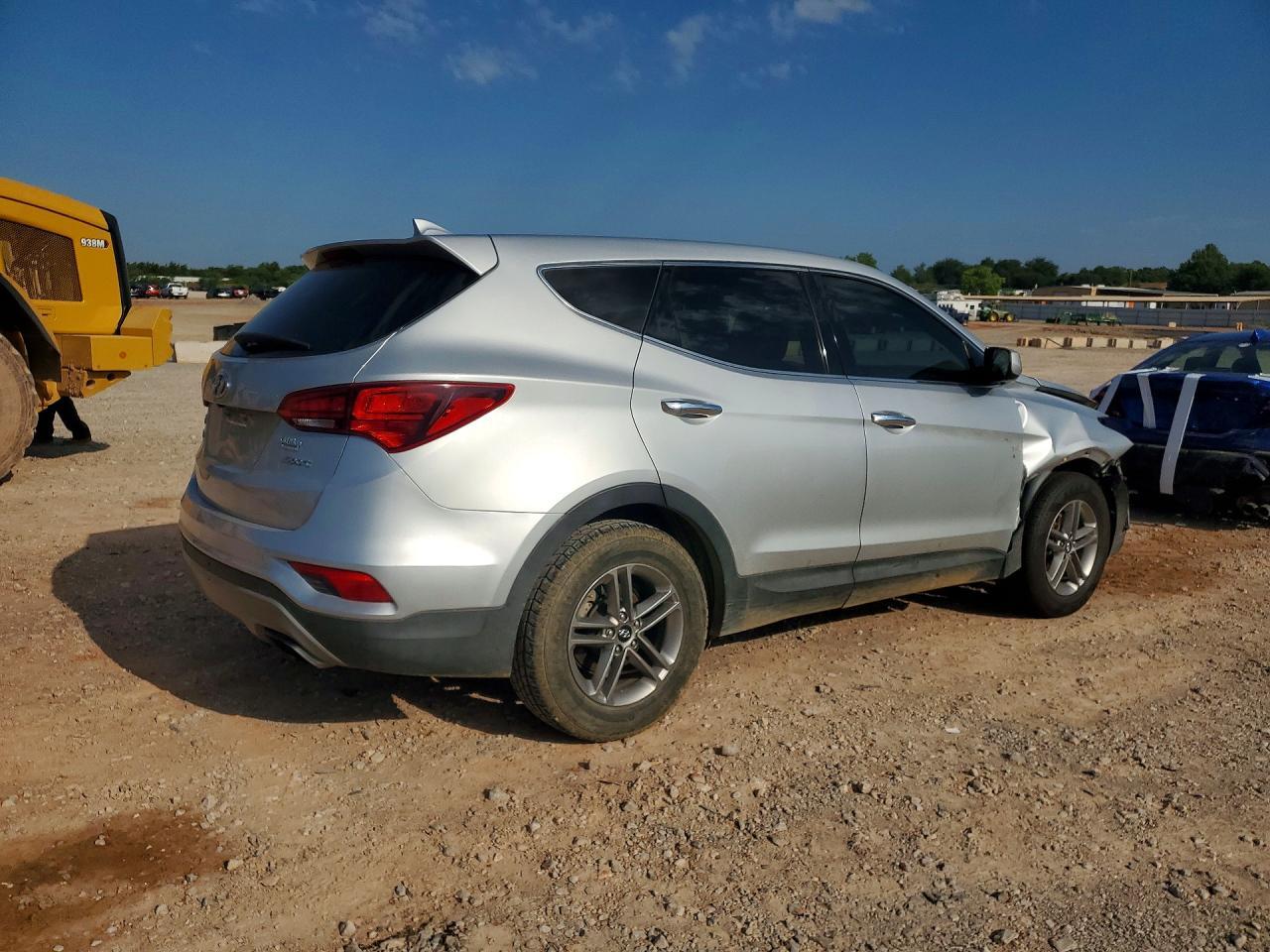 2017 Hyundai Santa Fe Sport 2.4L - Фото 3