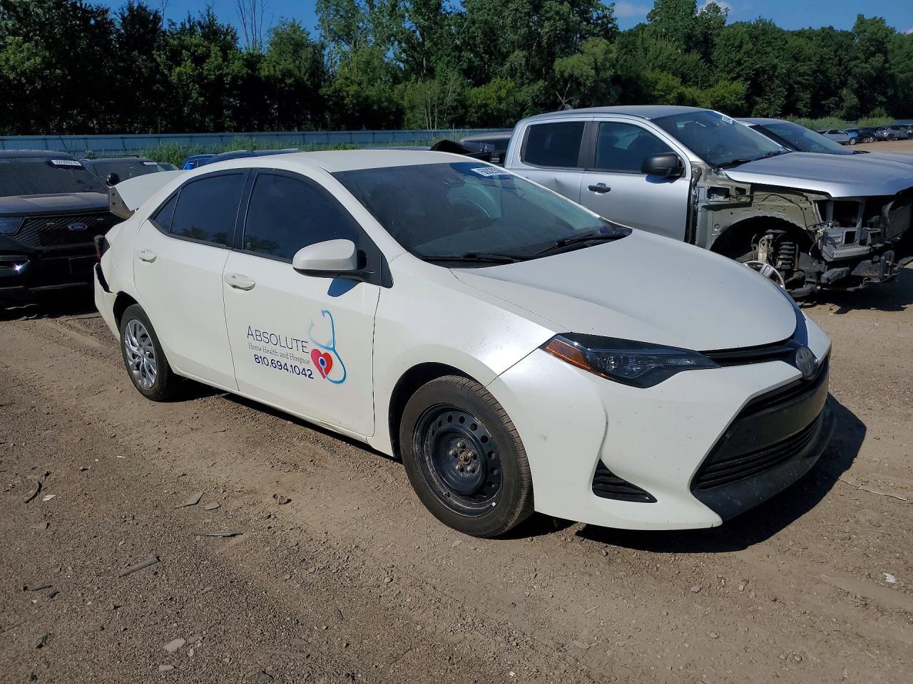 2017 Toyota Corolla Le - Image 4