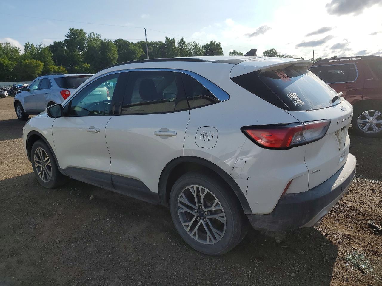 2021 Ford Escape Sel - Фото 2