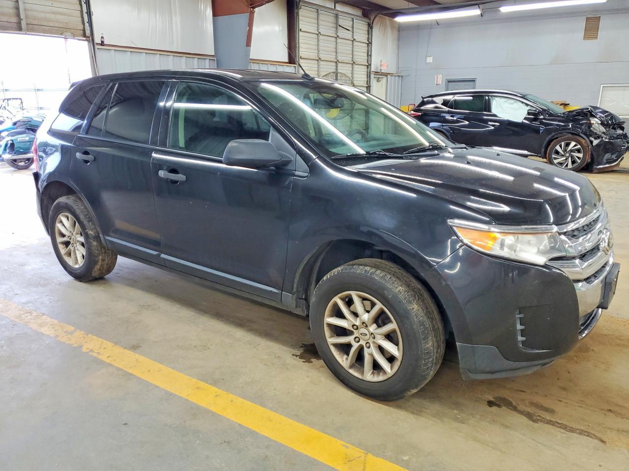 2013 Ford Edge Se - Фото 4