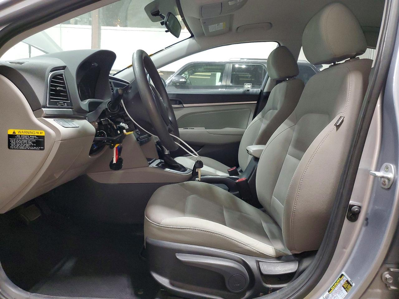2017 Hyundai Elantra Se - Image 7