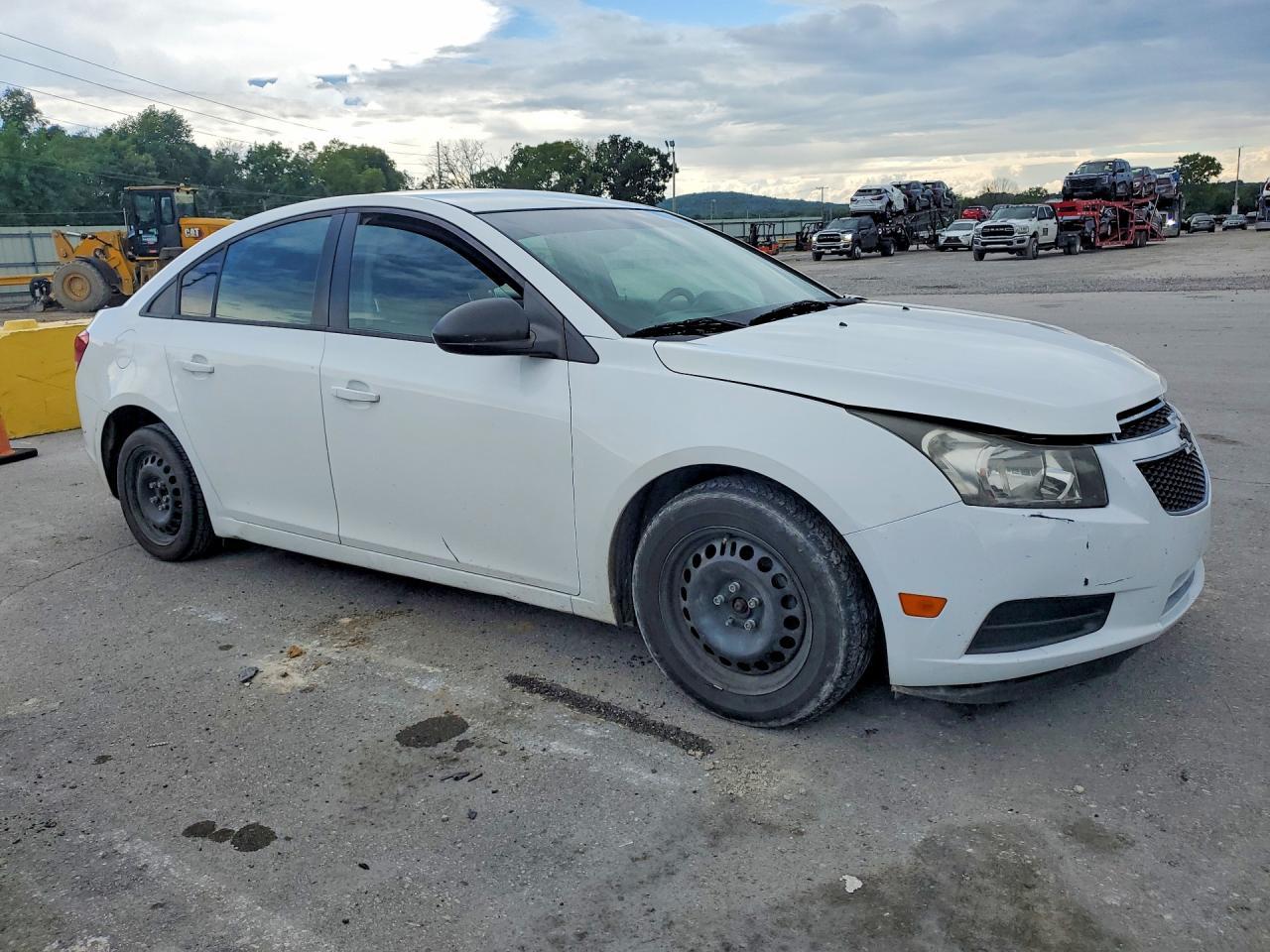 2014 Chevrolet Cruze Ls - Фото 4