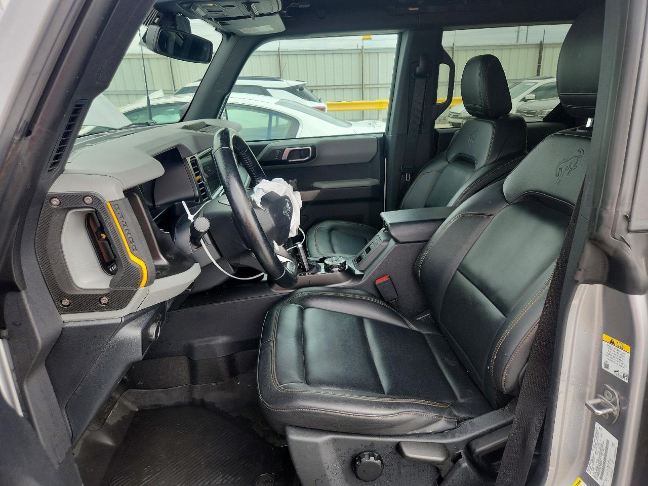 2021 Ford Bronco Base - Image 7