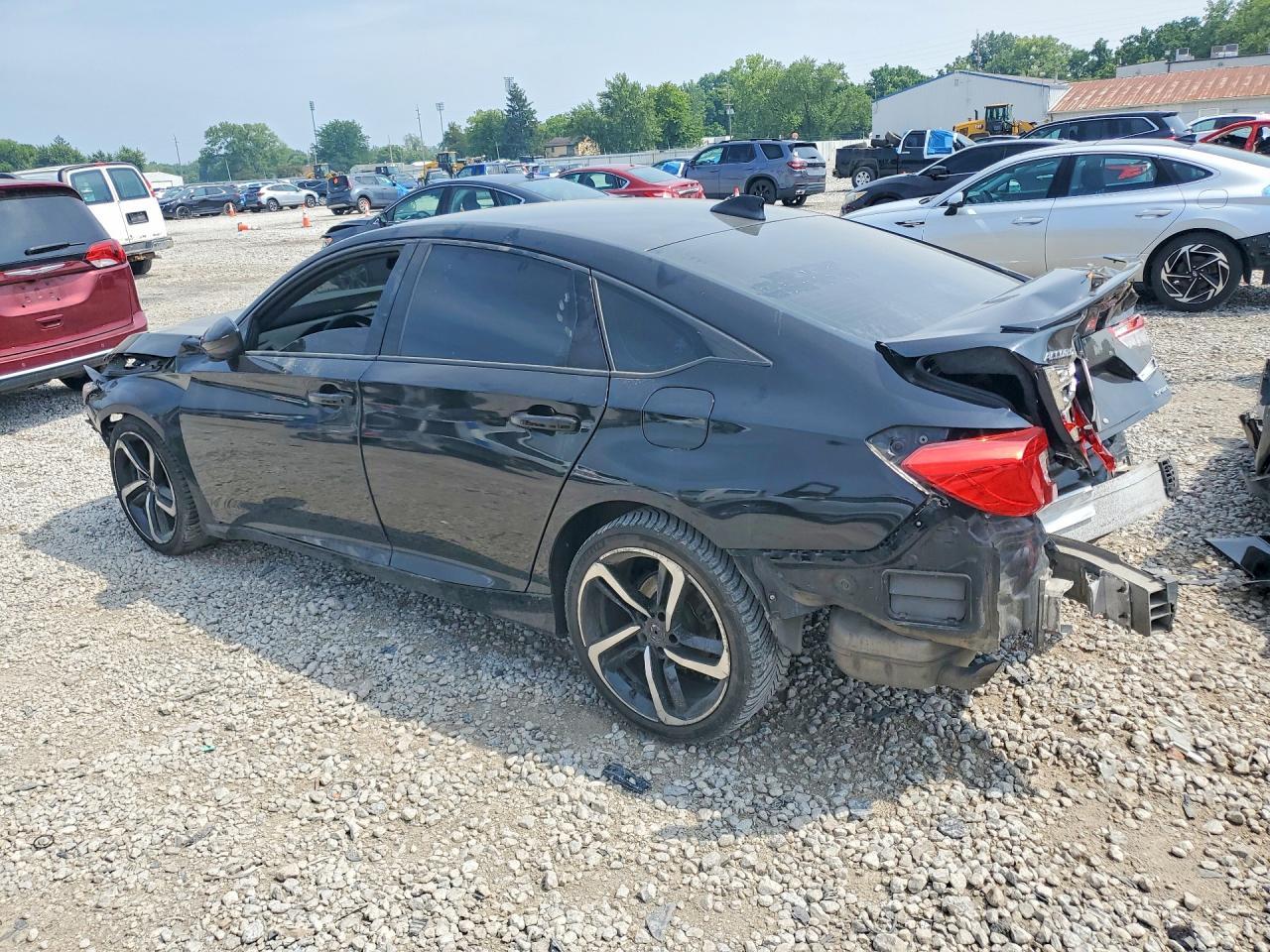 2019 Honda Accord Sport - Image 2