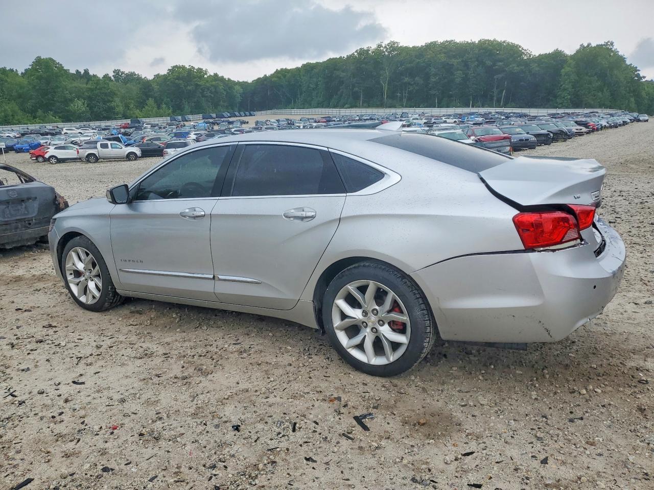 2018 Chevrolet Impala Premier - Image 2