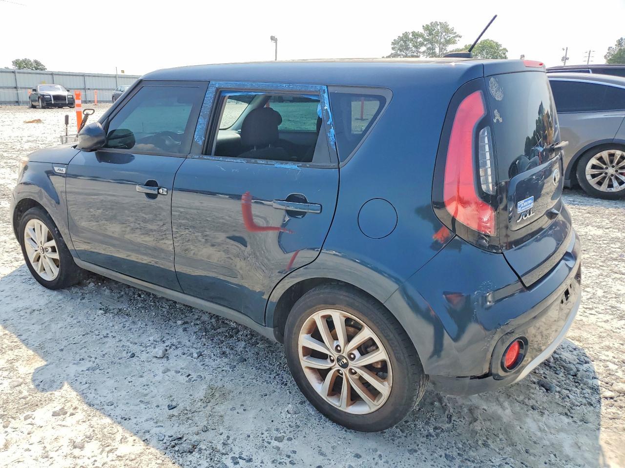 2017 Kia Soul + - Image 2