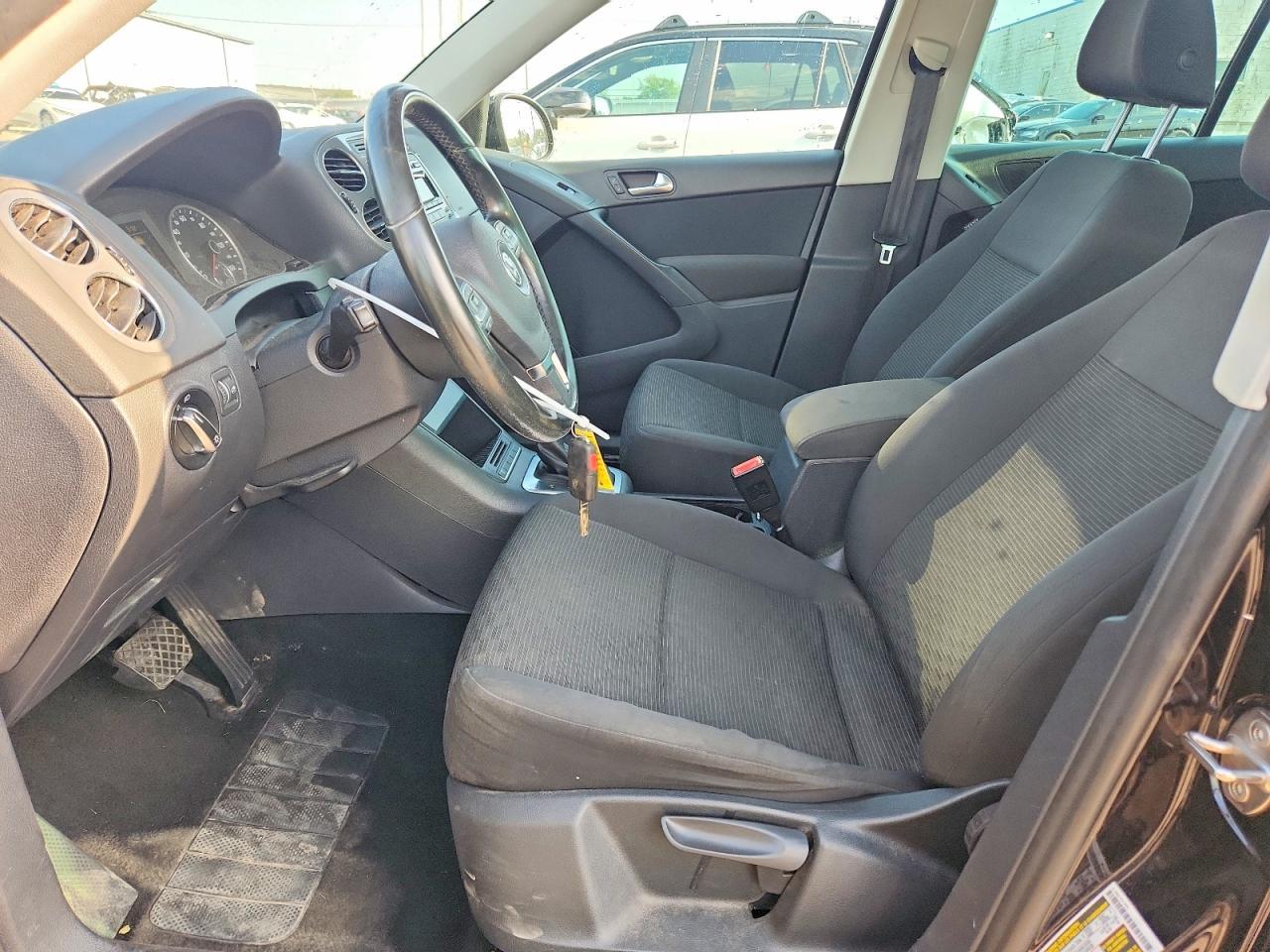2013 Volkswagen Tiguan S - Фото 7