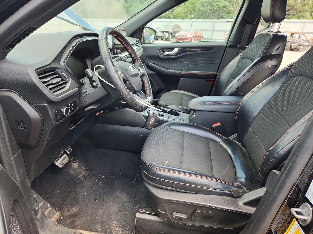 2023 Ford Escape St Line - Фото 7