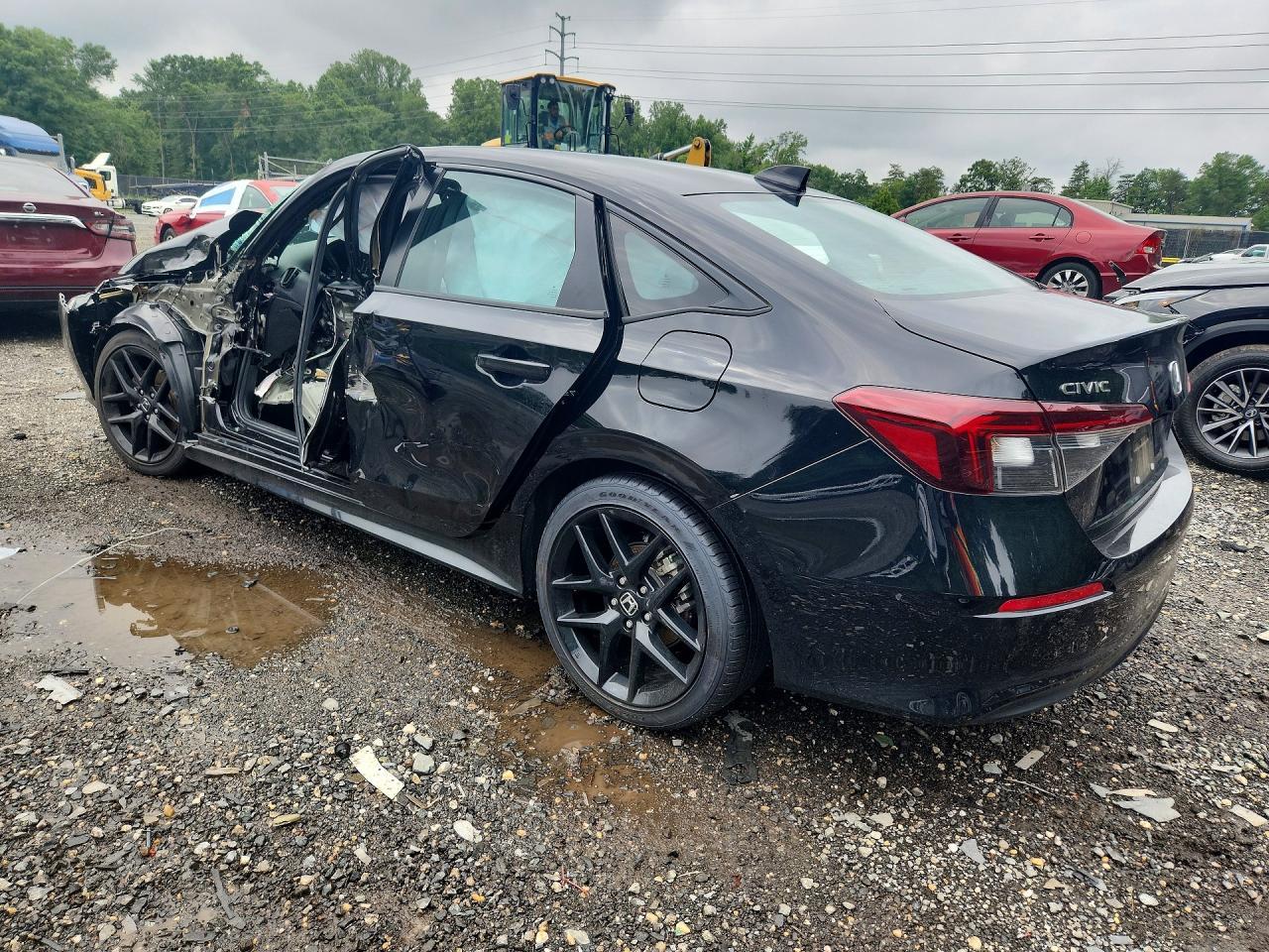 2025 Honda Civic Sport - Фото 2
